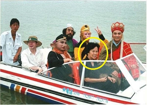 Nữ đạo diễn Dương Khiết trong thời gian làm phim Tây du ký.