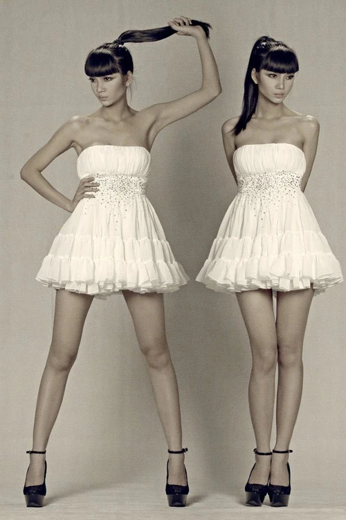 Ngắm chân dài tiền tỷ của mỹ nhân showbiz ảnh 3 Cô cho rằng đó là hành động thể hiện sự trân trọng nghề nghiệp và những thành quả mà nghề (người mẫu) đã dành cho mình.