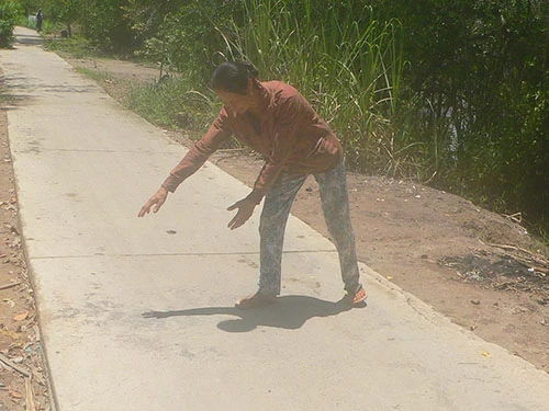 Vị trí anh Đặng Văn Sáng bị Vũ Văn Bảy dùng búa đập chết