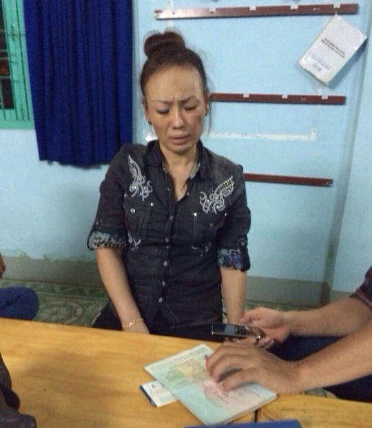 Đối tượng Hoàng Thị Loan tại cơ quan công an.