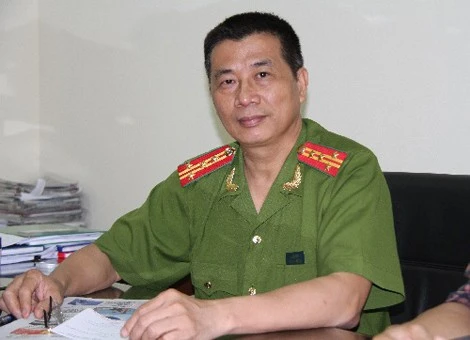 Đại tá Lê Hồng Sơn, Trưởng phòng cảnh sát phòng chống tội phạm sử dụng công nghệ cao Hà Nội (PC50). Phòng Cảnh sát phòng chống tội phạm sử dụng công nghệ cao Hà Nội (PC50).