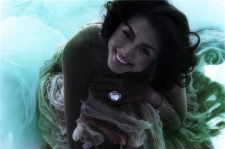 Tăng Thanh Hà, quá khứ, chân phương