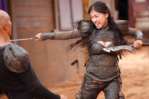 Thời trang nóng bỏng của kiều nữ Việt trong phim