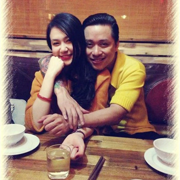 Xuất thân là cựu người mẫu tuổi teen nhưng Hương Baby – bà xã của ca sĩ Tuấn Hưng không mấy mặn mà với ống kính máy ảnh. Hương Baby được biết đến rộng rãi kể từ khi Tuấn Hưng công khai chuyện hẹn hò với cô cách đây vài năm. Sau một thời gian ngắn, cặp đôi chia tay và chỉ quay lại và kết hôn vào hồi tháng 5 vừa qua. 