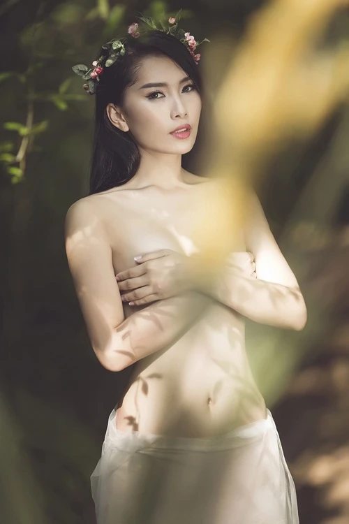 Lan Hương táo bạo bán nude ảnh 4