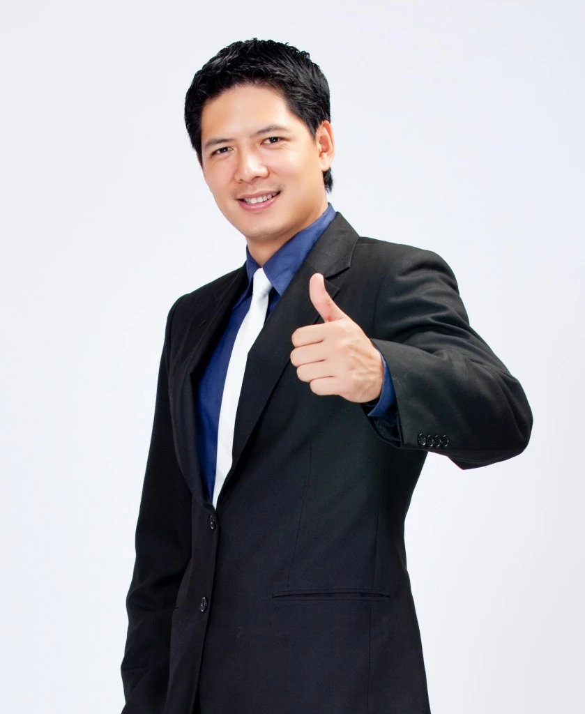 Những ngôi sao tay ngang thành công của showbiz Việt