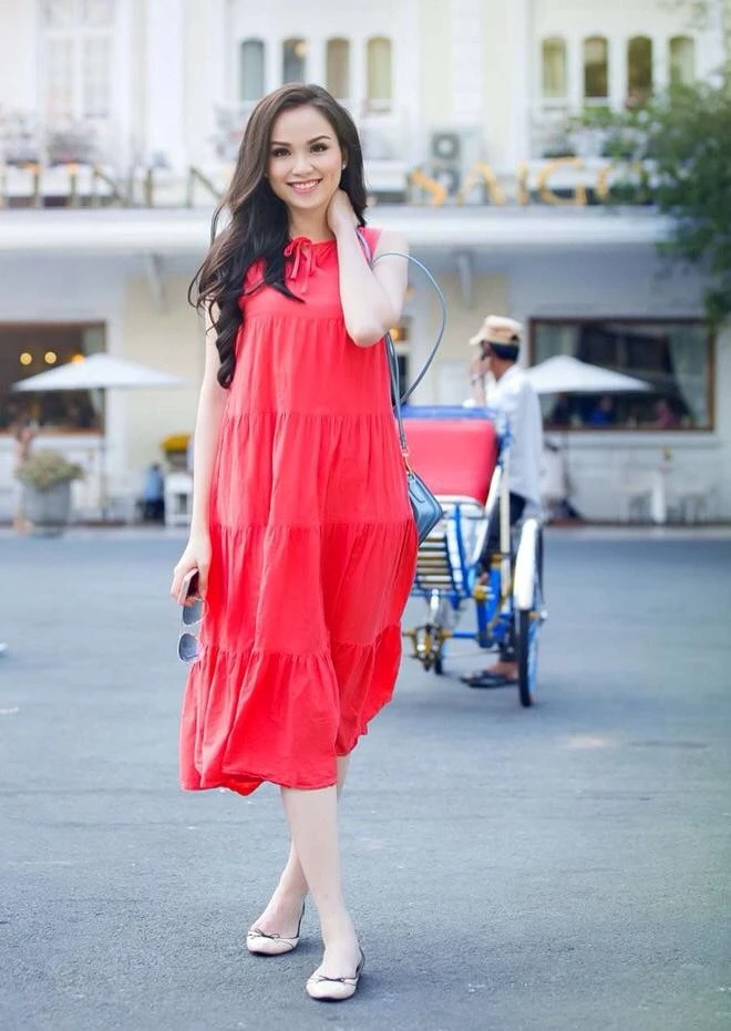 4 mỹ nhân Việt mập mờ chuyện mang thai, sinh con