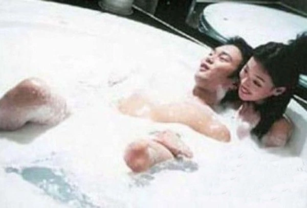 Trương Trí Lâm và Thư Kỳ trong phim Tuyệt sắc thần thâu.