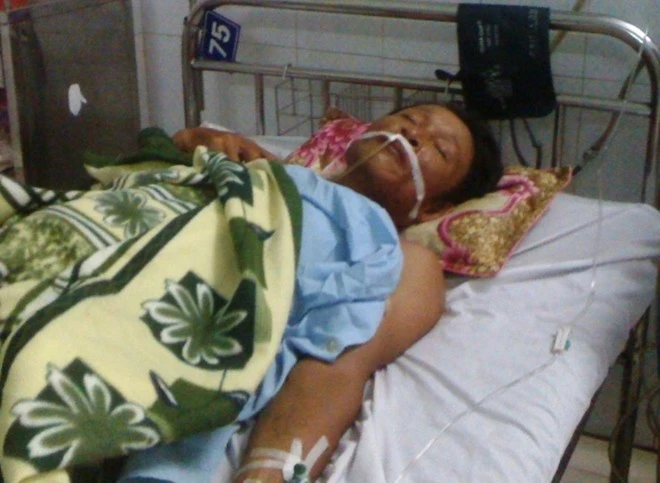 Sau ba ngày điều trị, ông Trình đã qua cơn nguy kịch nhưng vẫn rất yếu.