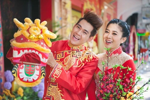 Sao Việt sinh con cho bạn trai không cần đám cưới