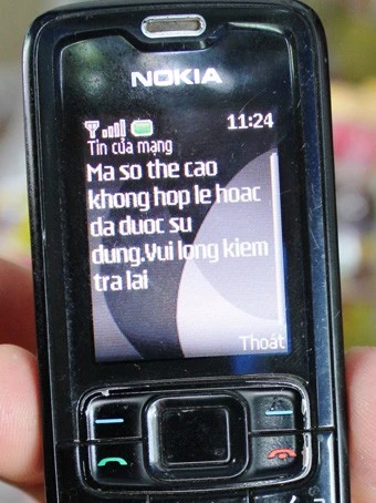 Khách hàng nạp tiền vào không được.