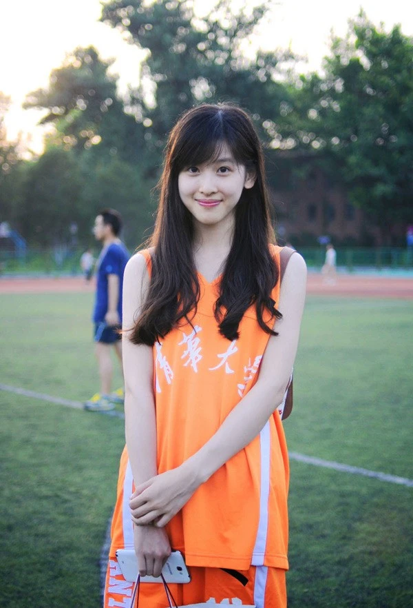 Cô gái trà sữa lần đầu đóng phim đã được trả cát xê 7 tỷ đồng.