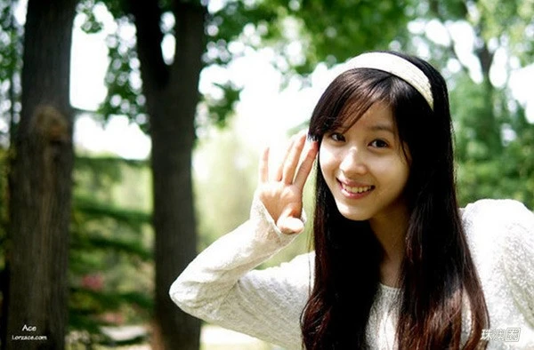 Tô Hữu Bằng trả 7 tỷ đồng mời hot girl 9x đóng phim