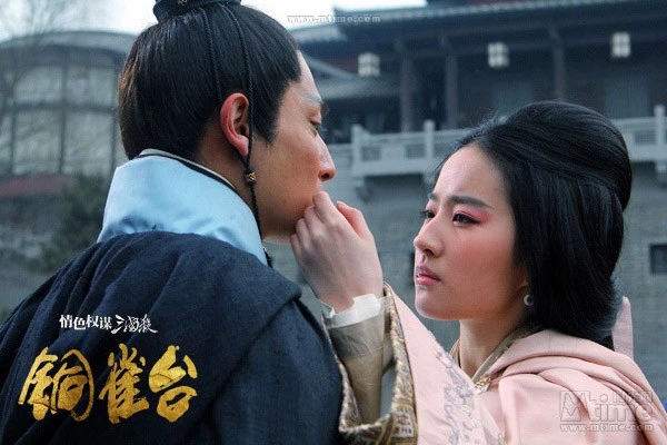 Dàn người tình màn ảnh điển trai của Lưu Diệc Phi