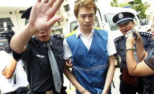 “Hư Trúc” của “Thiên long bát bộ 2003” bị bắt vì ma túy
