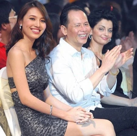 Những cặp đôi lệch nhau hơn 20 tuổi trong showbiz Việt