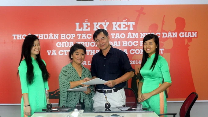 Đưa dân ca đào tạo chính thức ở trường học ảnh 1