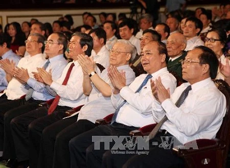 Một tiết mục được biểu diễn trong Chương trình nghệ thuật đặc biệt. (Ảnh: Minh Đức -TTXVN)