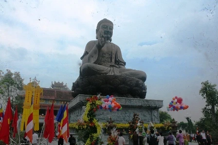 Đại Tượng Phật Thích Ca Mâu Ni có chiều cao tổng thể là 20,28 m.