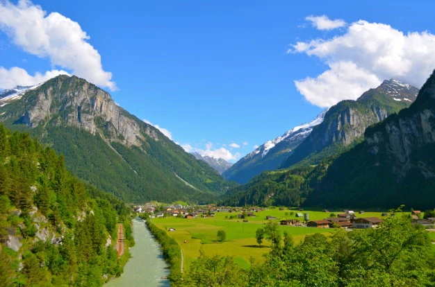 Thung lũng Hasli, nơi có "báu vật thiên nhiên" Gorge Aare - Ảnh: wordpress