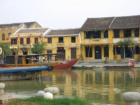 Phố cổ Hội An vừa lọt top 4 thành phố có dòng kênh nổi tiếng nhất thế giới