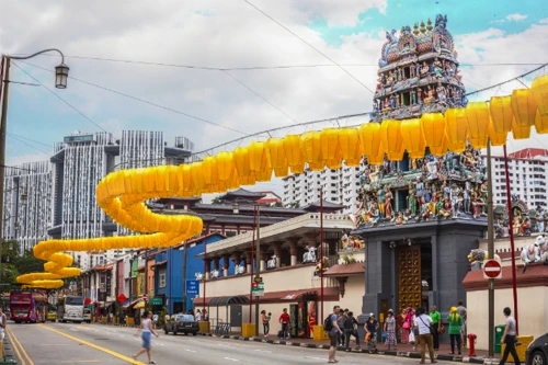 Gõ caption vào đây