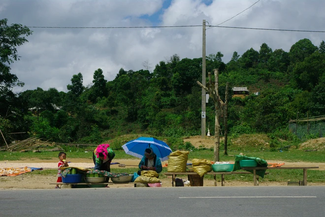 Đèo Pha Đin huyền ảo trong mây ngàn ảnh 6