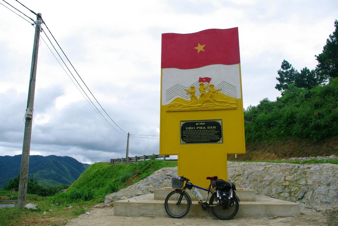 Đèo Pha Đin huyền ảo trong mây ngàn ảnh 7