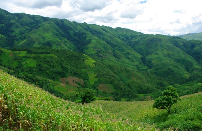 Đèo Pha Đin huyền ảo trong mây ngàn ảnh 10
