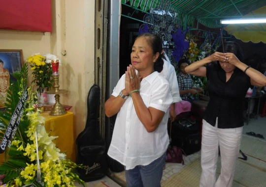 Đông đảo nghệ sĩ tiễn biệt 'Vua ngâm Tao Đàn' ảnh 2