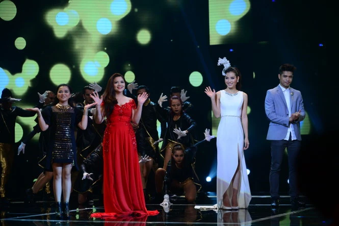 Top 4 thí sinh trong đêm chung kết: Lan Anh, Nam Hương, Phương Trinh và Trương Thế Vinh - Ảnh: Quang Định