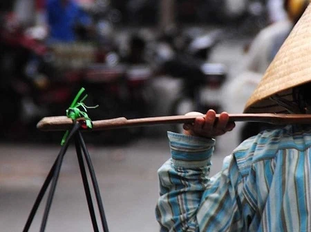 Những gánh hàng rong là một nét đặc biệt gây ấn tượng đối với Robert.