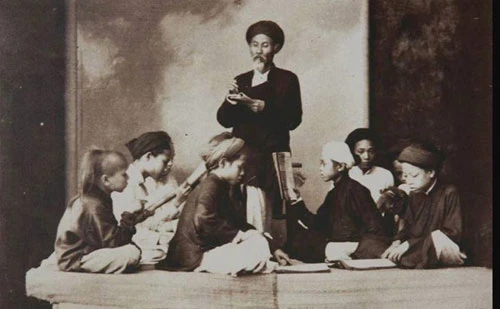 Bức ảnh được cho là “bản mẫu” của bức Bình văn - Ảnh: T.L