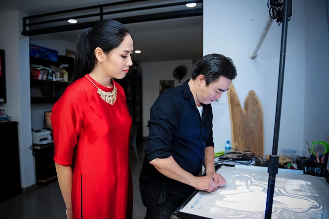 Nguyễn Thị Loan luyện vẽ tranh cát để thi Miss World ảnh 5