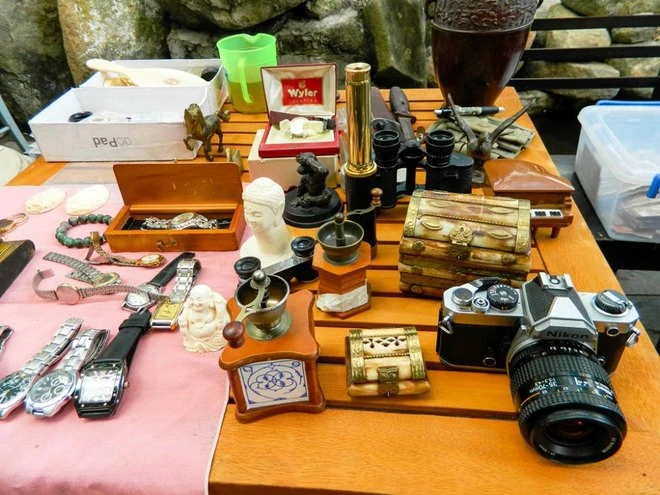 Chợ ‘ve chai’ cuối tuần giữa lòng Sài Gòn ảnh 12