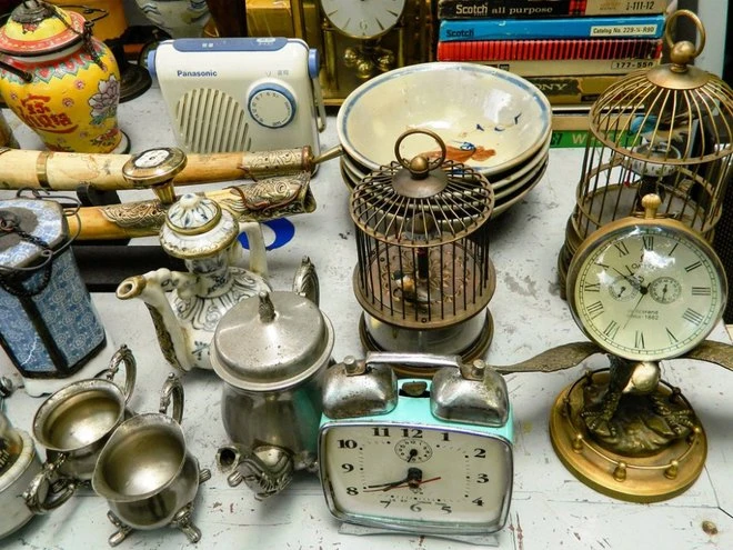 Chợ ‘ve chai’ cuối tuần giữa lòng Sài Gòn ảnh 5