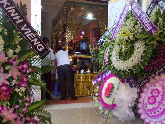 Nguyên giám đốc Công ty Lương thực Vĩnh Long tự tử