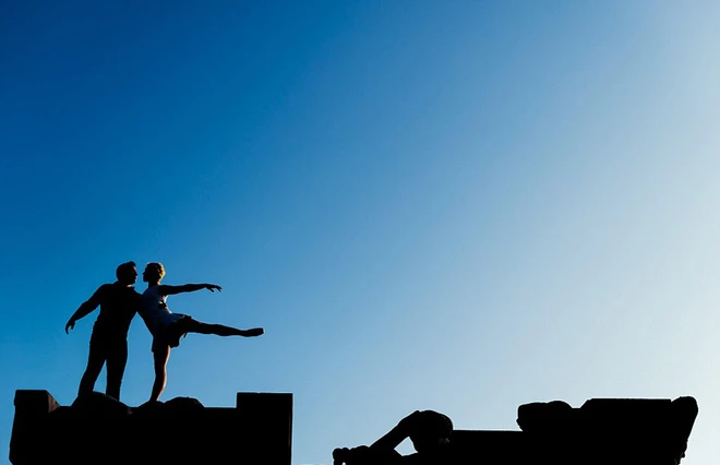 Cặp đôi đi vòng quanh thế giới để nhảy điệu Tango ảnh 7