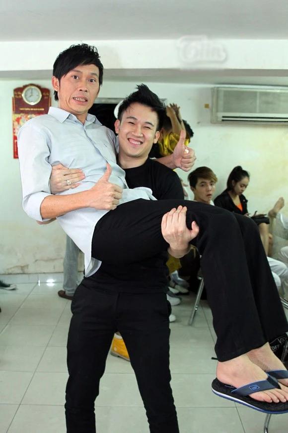 Dương Triệu Vũ lần đầu tiết lộ đời tư của anh trai Hoài Linh