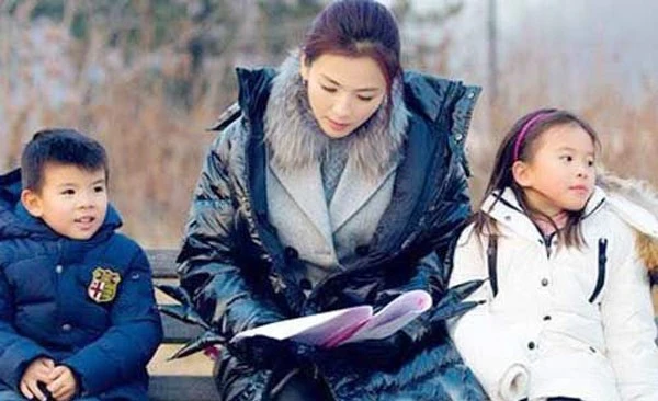 Lưu Đào và 2 con. Lưu Đào và 2 con.