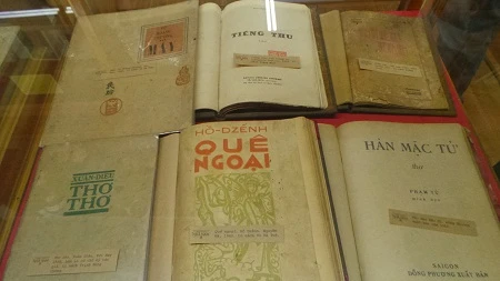 Việc làng (tác giả Ngô Tất Tố, ấn bản năm 1940, do Mai Lĩnh xuất bản).