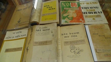 Việc làng (tác giả Ngô Tất Tố, ấn bản năm 1940, do Mai Lĩnh xuất bản).