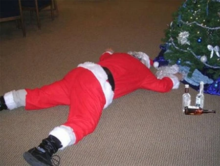 Mải vui nên... quá chén?