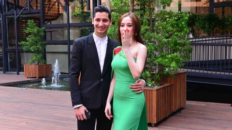 Bước nhảy hoàn vũ, Angela Phương Trinh