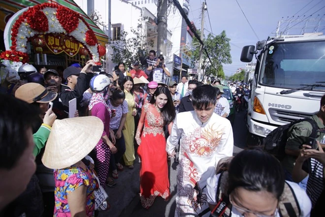 Khi sao Việt có con rồi mới cưới ảnh 1