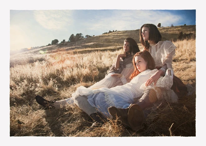 Tranh thiếu nữ đẹp và thật như ảnh chụp ảnh 4