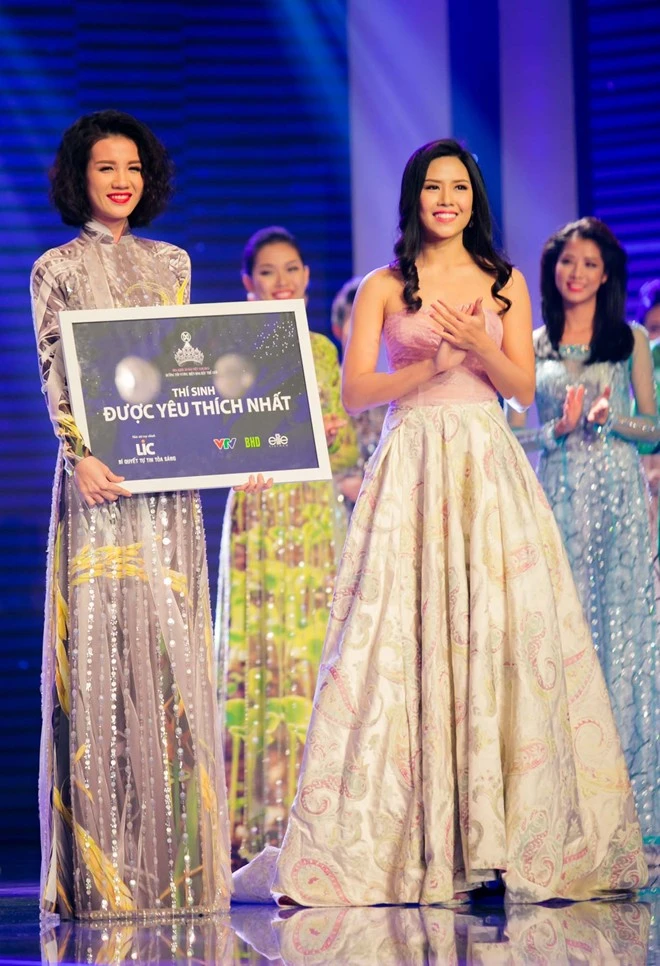 Lan Khuê đăng quang Hoa khôi Áo dài được 1,1 tỉ đồng ảnh 12