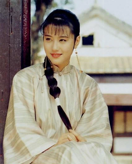 'Dương Thục Phi' Châu Hải Mỵ: 20 năm, nhan sắc vẫn vẹn nguyên ảnh 9 Châu Hải Mỵ gia nhập làng giải trí Hồng Kông trong những năm 80 và nhanh chóng trở nên nổi tiếng.