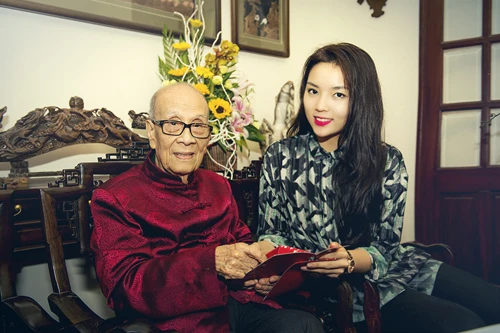 Giáo sư Vũ Khiêu sinh raở huyện Xuân Trường, Nam Định, cùng quê với Hoa hậu. KyDuyen4-2889-1424765566.jpg