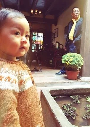 Ảnh đời thường hiếm gặp của MC Lại Văn Sâm